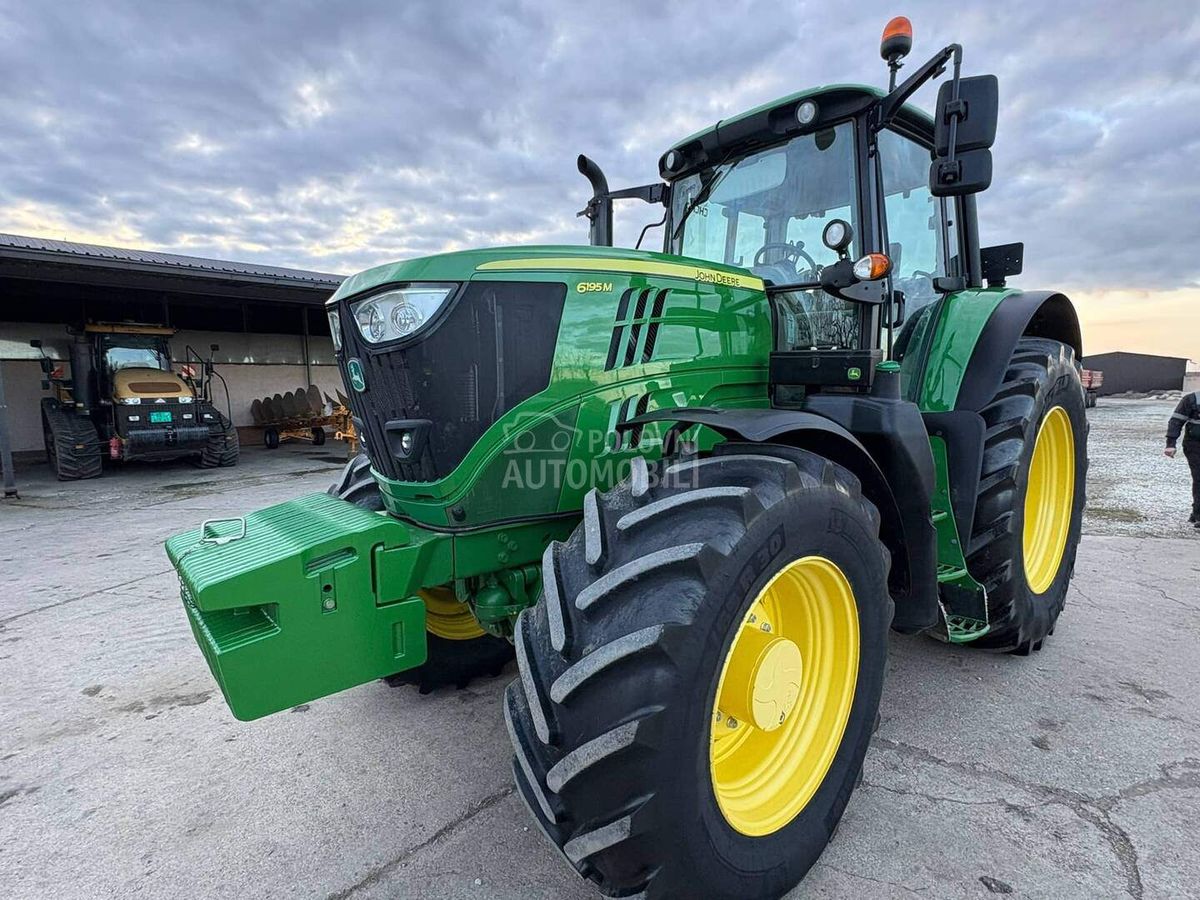 John Deere 6195M